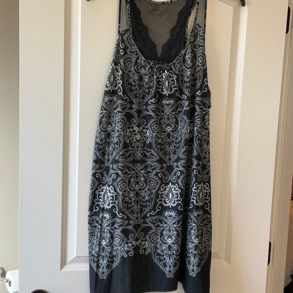 Other - Pretty lace back
